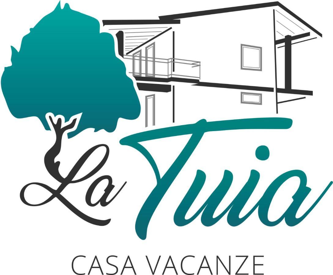 Casa Vacanze La Tuia Кастеллабате Экстерьер фото